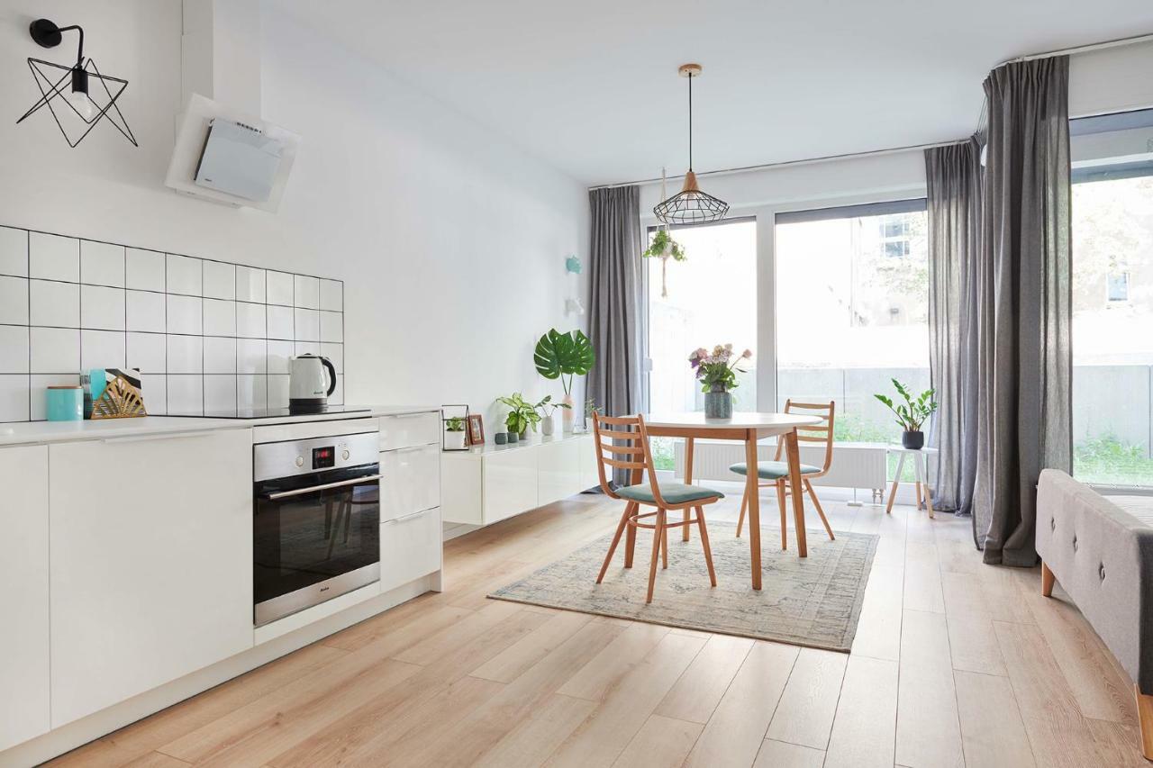 Mint Apartment Poznań Buitenkant foto